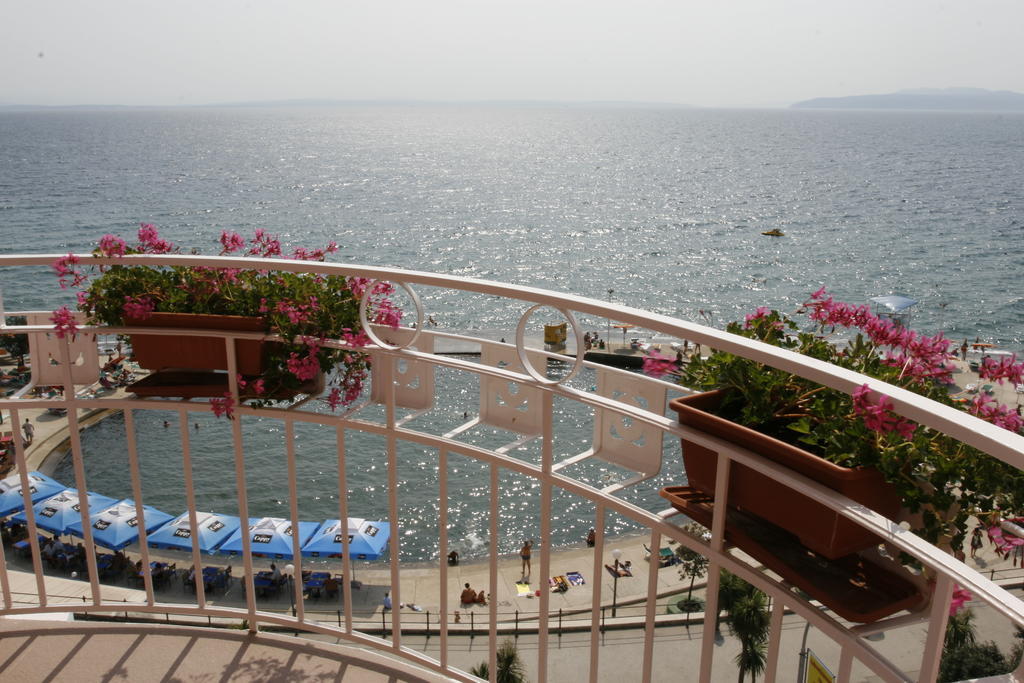 Hotel Mozart Opatija Luaran gambar
