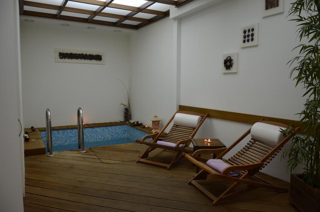 Hotel Mozart Opatija Luaran gambar